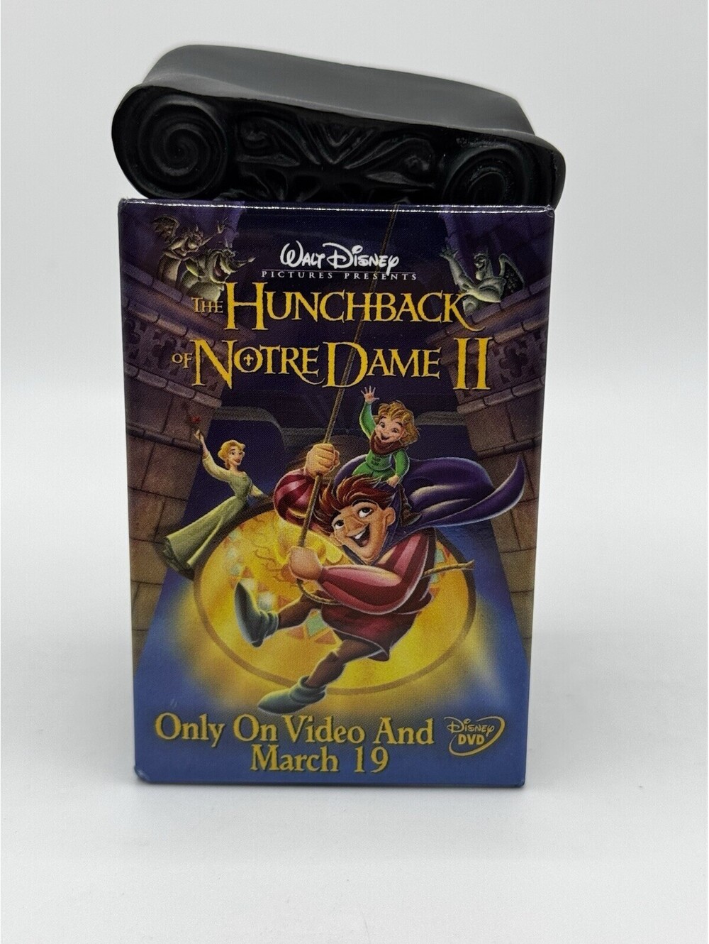 Disney Hunchback of Notre Dame II Promo Pin Button Quasimodo 2002 Vintage 2x3